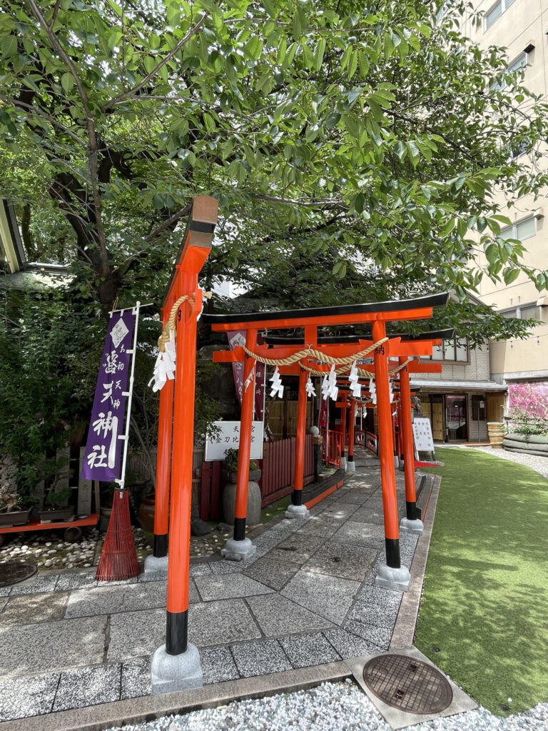 水天宮・金刀比羅宮　鳥居